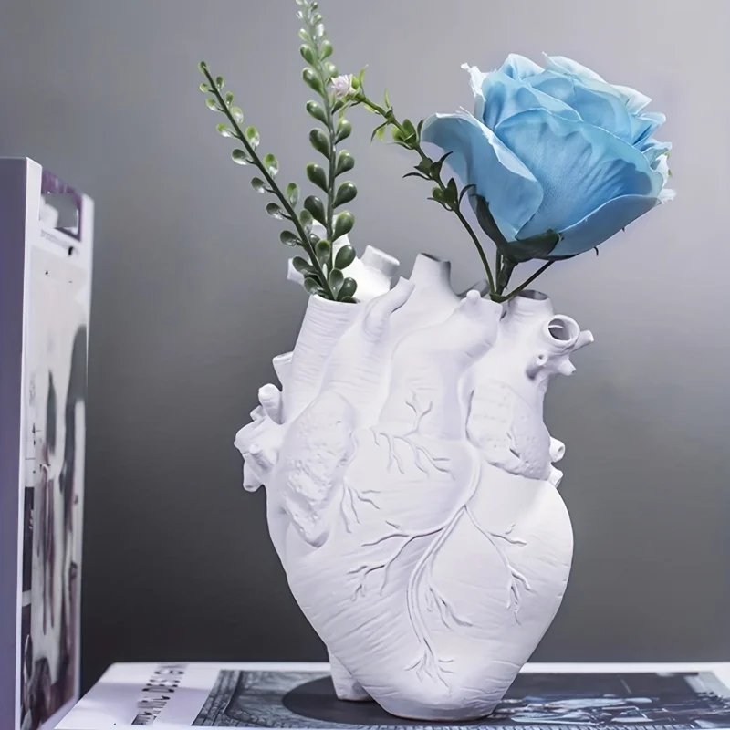 Heart Shaped Resin Vase Anatom - огляд і ціна Florist Supply Vases